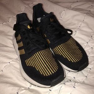 Adidas Swift Run
